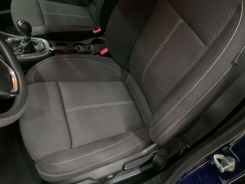 Opel Astra 1.4 Turbo LPG Edition 2012 – снимка 42