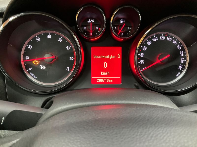 Opel Astra 1.4 Turbo LPG Edition 2012 – снимка 19