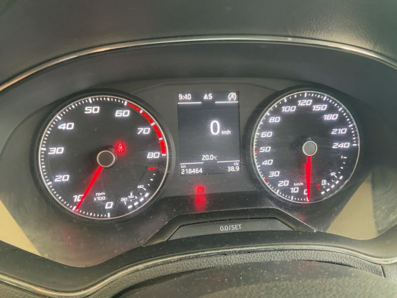 Seat Arona 1.0 TSI Xcellence 2018 – снимка 18