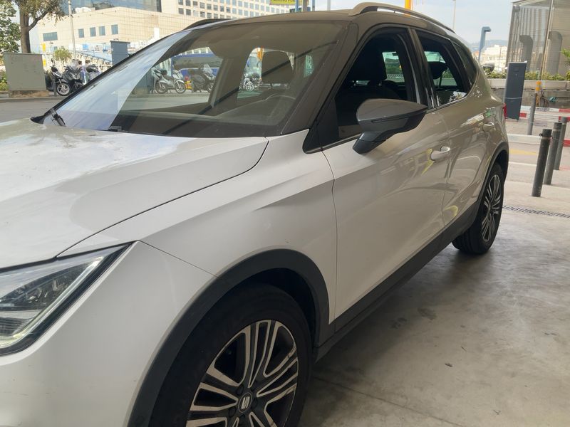 Seat Arona 1.0 TSI Xcellence 2018 – снимка 2