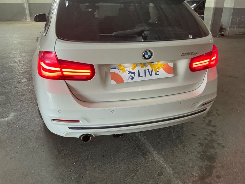 BMW 3er 318d Sport Line 2016 – снимка 32
