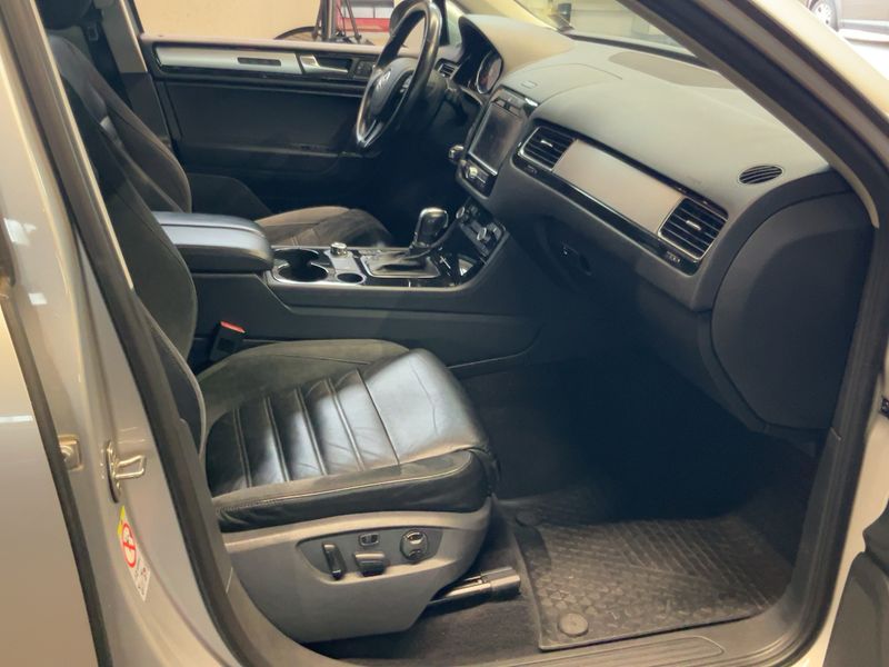 Volkswagen Touareg 3.6 V6 FSI BlueMotion Tech 2010 – снимка 16