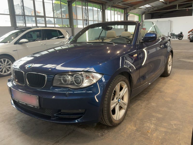 BMW 1er 118i 2011 – снимка 1