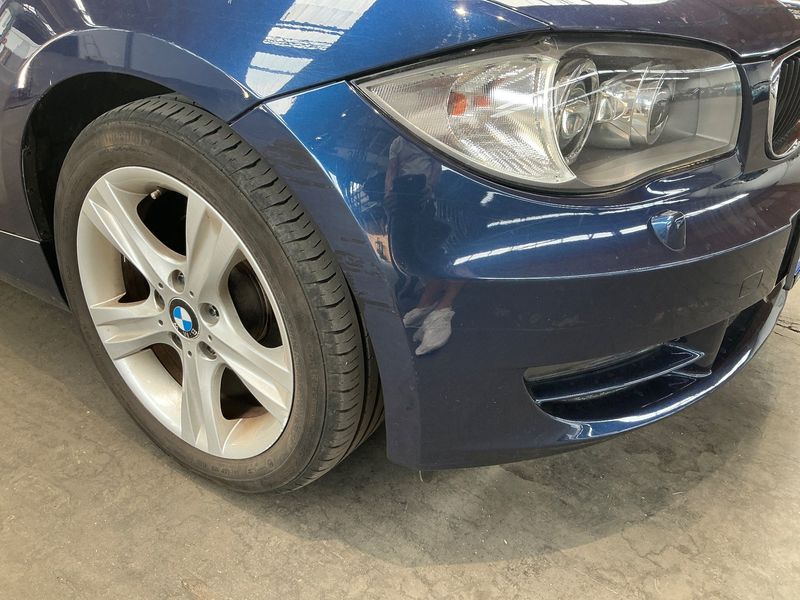 BMW 1er 118i 2011 – снимка 36