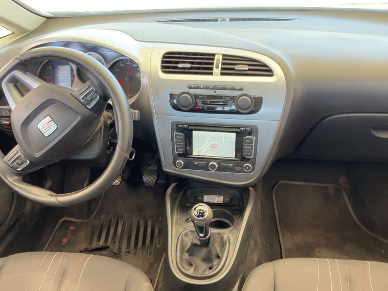 Seat Leon 1.6 TDI Style Copa 2012 – снимка 17