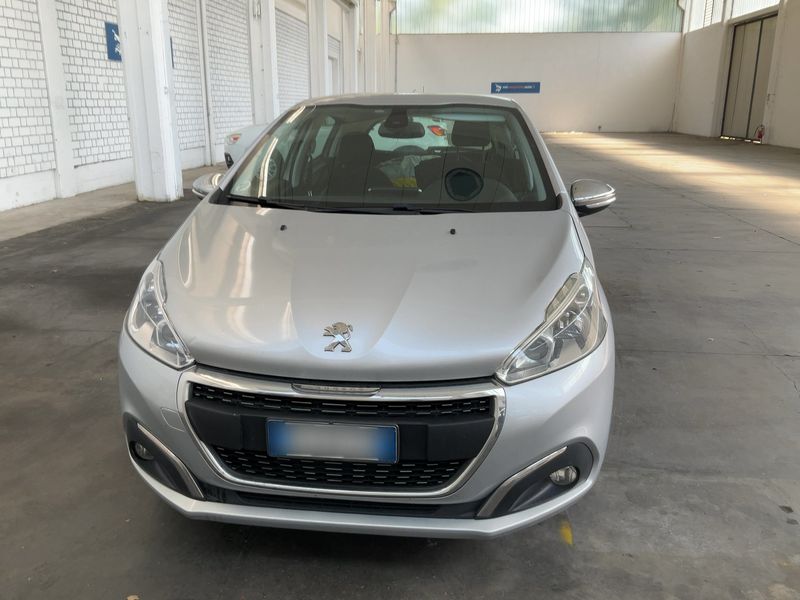 Peugeot 208 1.6 Blue-HDi Allure 2015 – снимка 14