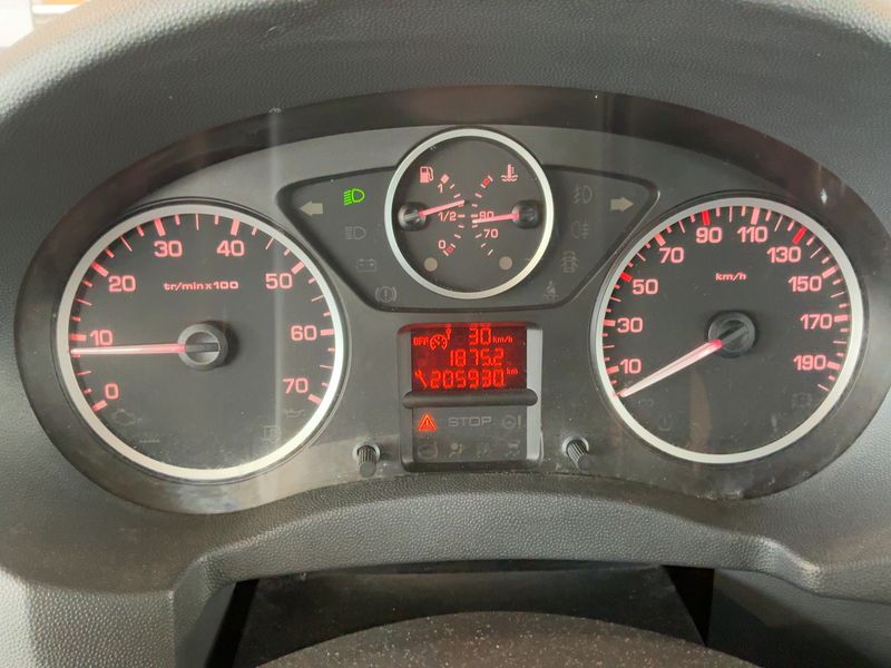 Peugeot Expert 2.0 HDi L1H1 Allure 2014 – снимка 18