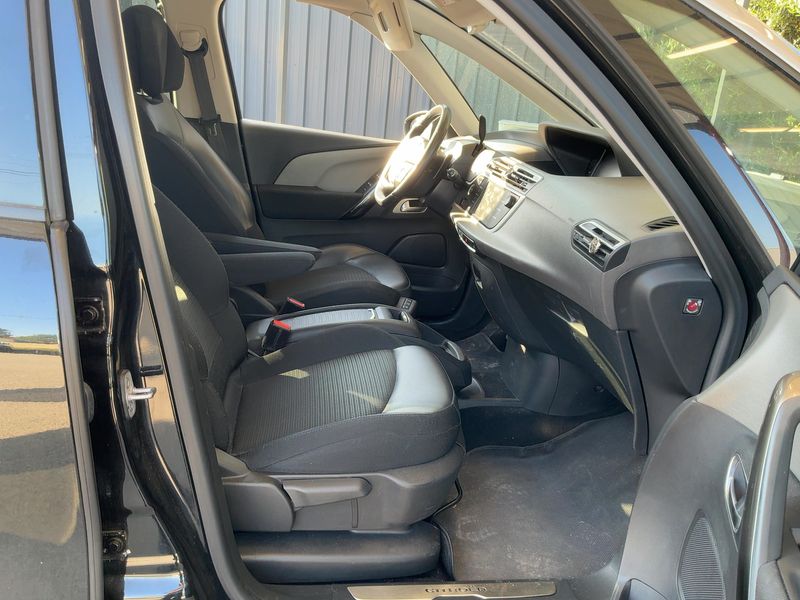 Citroen C4 Grand Spacetourer 1.5 Blue-HDi Shine 2021 – снимка 16