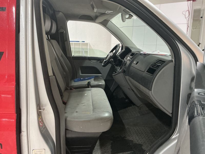 Volkswagen T5 Transporter 2.5 TDI Kasten lang 2009 – снимка 3