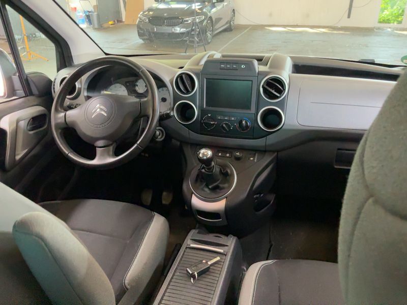 Citroen Berlingo 1.6 Blue-HDi Selection 2016 – снимка 18