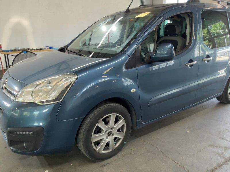 Citroen Berlingo 1.6 Blue-HDi Selection 2016 – снимка 2