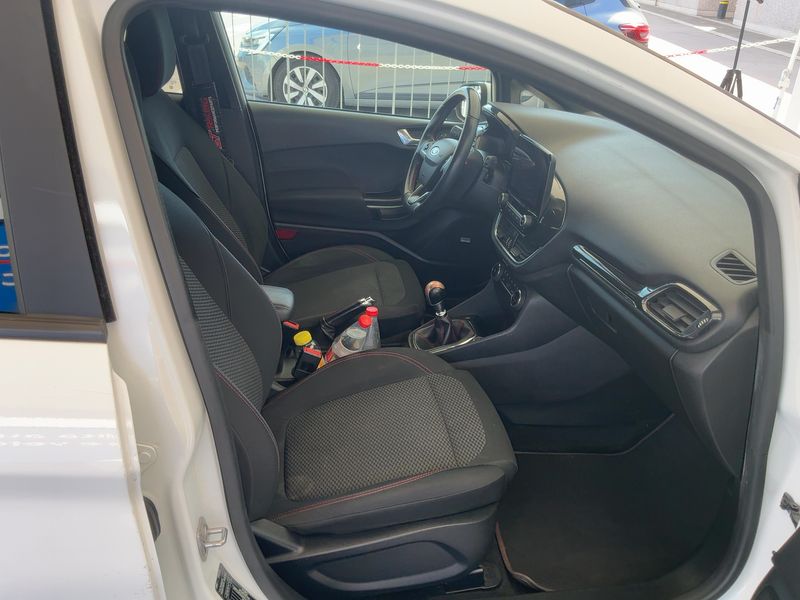 Ford Fiesta 1.0 EcoBoost ST-Line 2018 – снимка 16