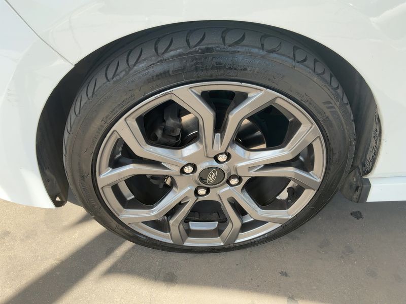 Ford Fiesta 1.0 EcoBoost ST-Line 2018 – снимка 3