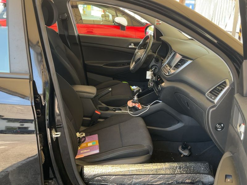 Hyundai Tucson 1.6 Link BlueDrive 2WD 2018 – снимка 16