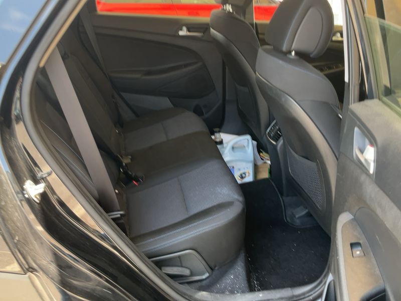 Hyundai Tucson 1.6 Link BlueDrive 2WD 2018 – снимка 19