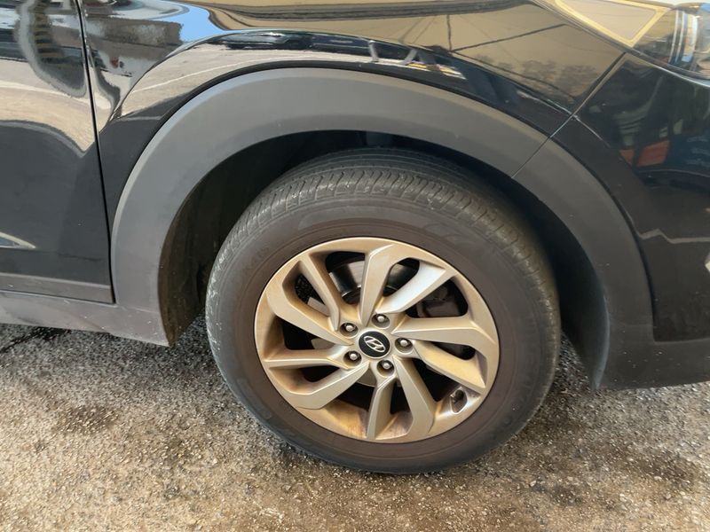 Hyundai Tucson 1.6 Link BlueDrive 2WD 2018 – снимка 11