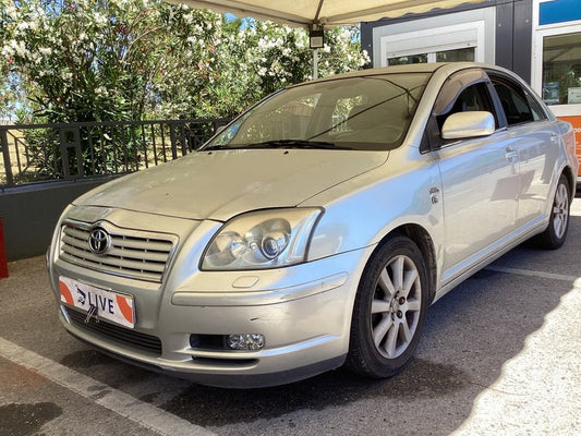 Toyota Avensis 2.0 D-4D Sol 2004 – снимка 1