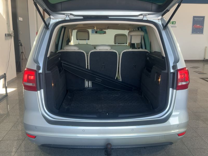 Volkswagen Sharan 2.0 TDI Highline 4Motion BlueMotion Tech 2014 – снимка 16