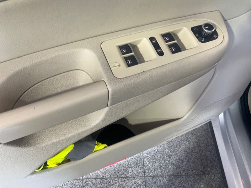 Volkswagen Sharan 2.0 TDI Highline 4Motion BlueMotion Tech 2014 – снимка на щета 40