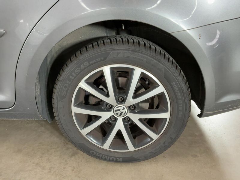 Volkswagen Touran 2.0 TDI Comfortline 2010 – снимка 5