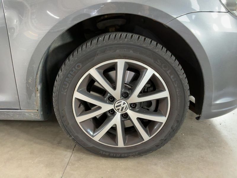 Volkswagen Touran 2.0 TDI Comfortline 2010 – снимка 11