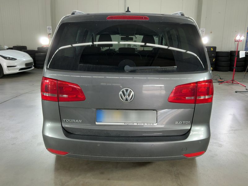 Volkswagen Touran 2.0 TDI Comfortline 2010 – снимка 7