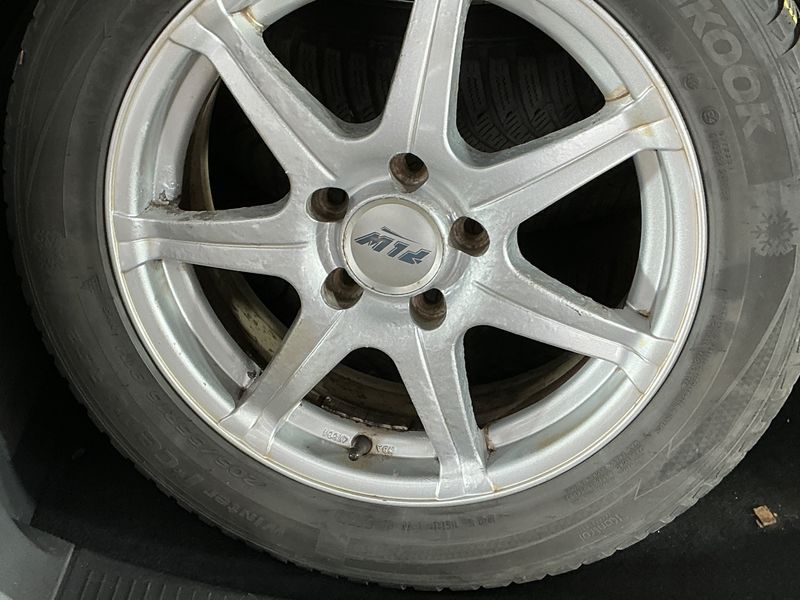 Volkswagen Touran 2.0 TDI Comfortline 2010 – снимка 32