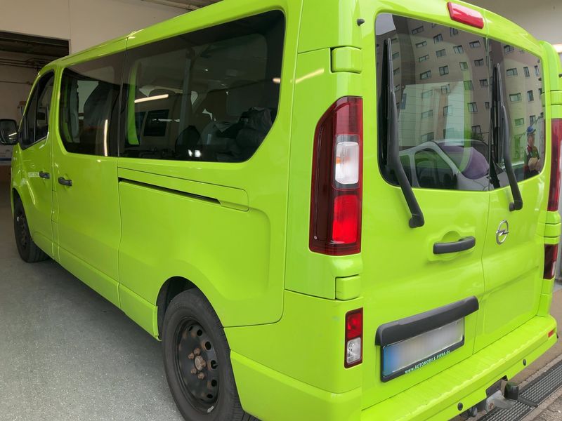 Opel Vivaro 1.6 CDTI Biturbo Combi L2H1 2,9t 2016 – снимка 6