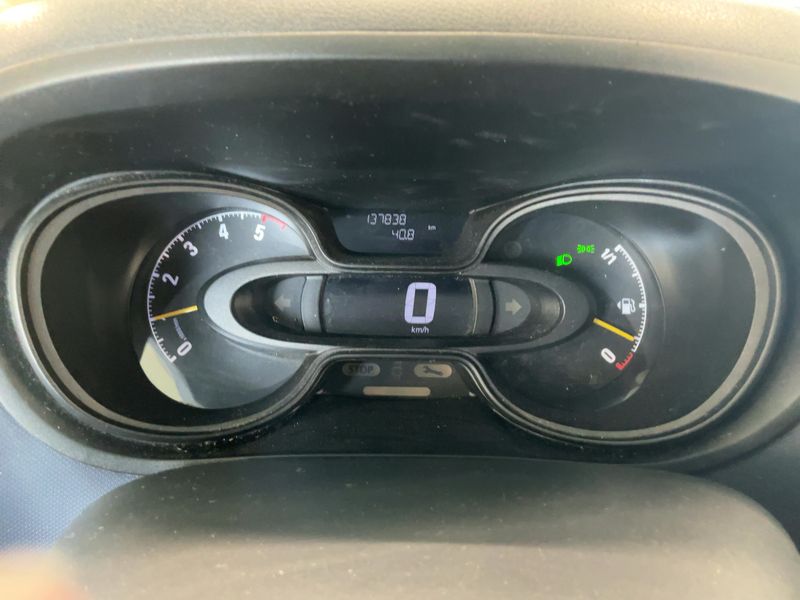 Opel Vivaro 1.6 CDTI Biturbo Combi L2H1 2,9t 2016 – снимка 19