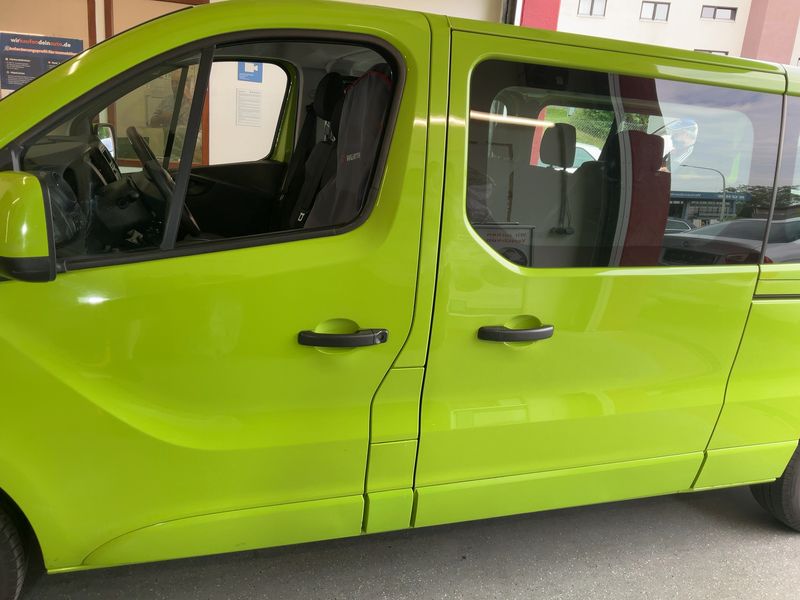 Opel Vivaro 1.6 CDTI Biturbo Combi L2H1 2,9t 2016 – снимка 4