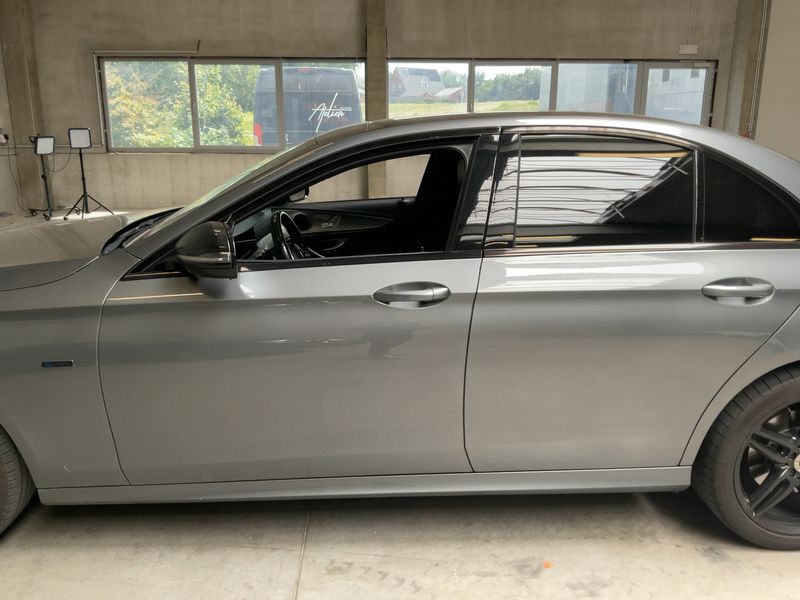 Mercedes-Benz E-Klasse E 300 de AMG Line 2021 – снимка 4