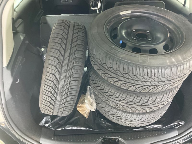 Ford B-Max 1.0 EcoBoost Titanium 2016 – снимка 15