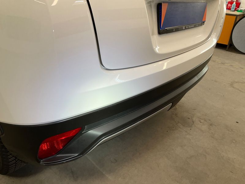 Mitsubishi Eclipse Cross 1.5 T-MIVEC Active+ 4WD 2020 – снимка 38
