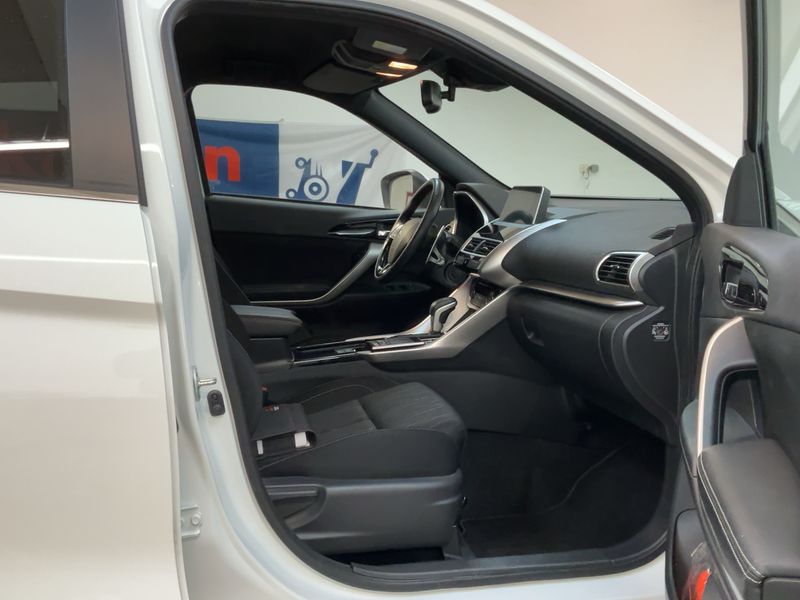 Mitsubishi Eclipse Cross 1.5 T-MIVEC Active+ 4WD 2020 – снимка 17