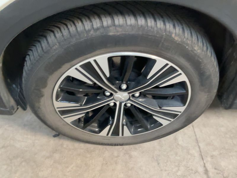Mitsubishi Eclipse Cross 1.5 T-MIVEC Active+ 4WD 2020 – снимка 4