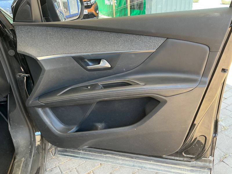 Peugeot 3008 1.2 e-THP GT Line 2018 – снимка 27