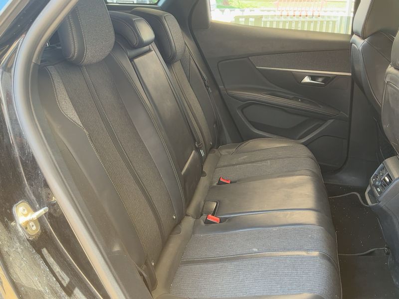 Peugeot 3008 1.2 e-THP GT Line 2018 – снимка 19