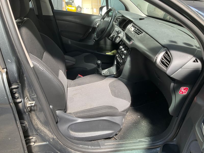 Citroen C3 1.0 VTi Selection 2014 – снимка 3