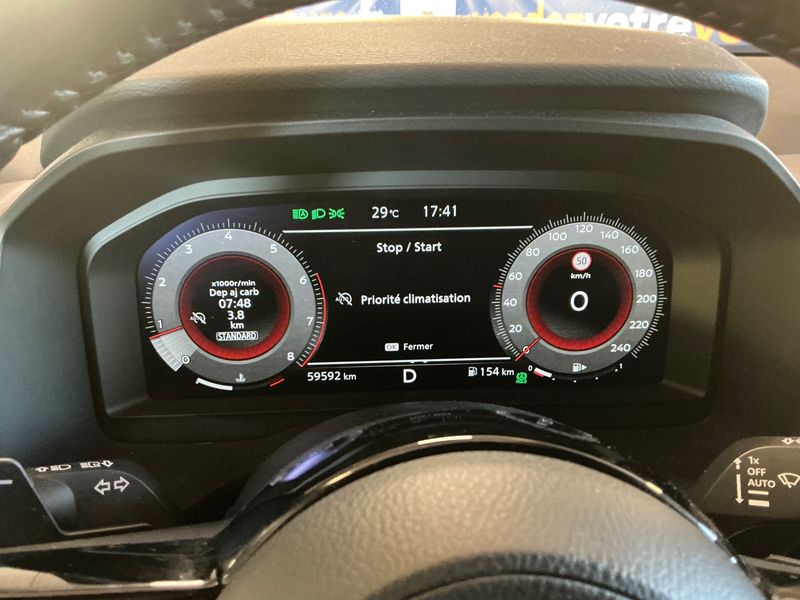 Nissan Qashqai 1.3 DIG-T Mild-Hybrid Tekna 2022 – снимка 18