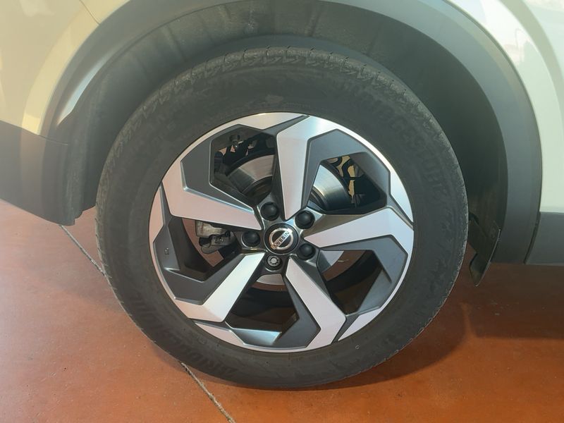 Nissan Qashqai 1.3 DIG-T Mild-Hybrid Tekna 2022 – снимка 9