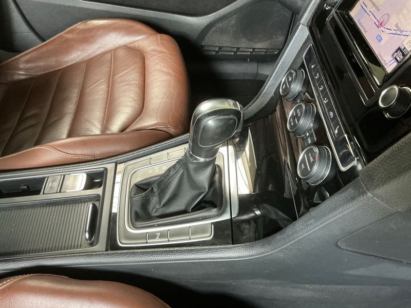 Volkswagen Golf VII 2.0 TDI Highline BlueMotion Tech 2014 – снимка 29