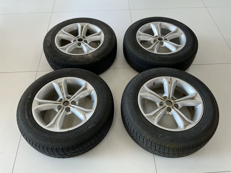 Land Rover Discovery Sport 2.0 Td4 SE AWD 2018 – снимка 15