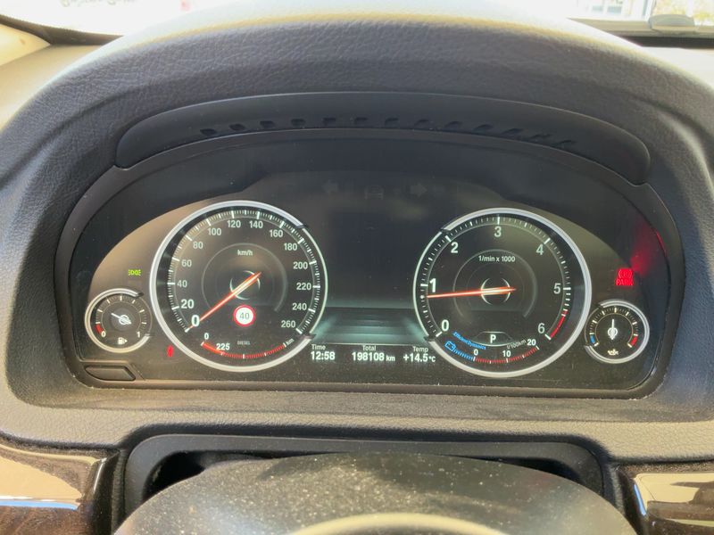 BMW 5er 520d GT 2015 – снимка 13