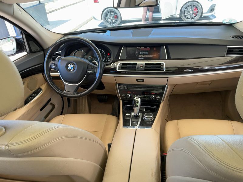 BMW 5er 520d GT 2015 – снимка 12