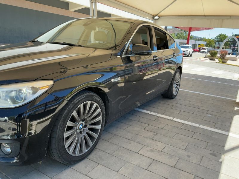BMW 5er 520d GT 2015 – снимка 2