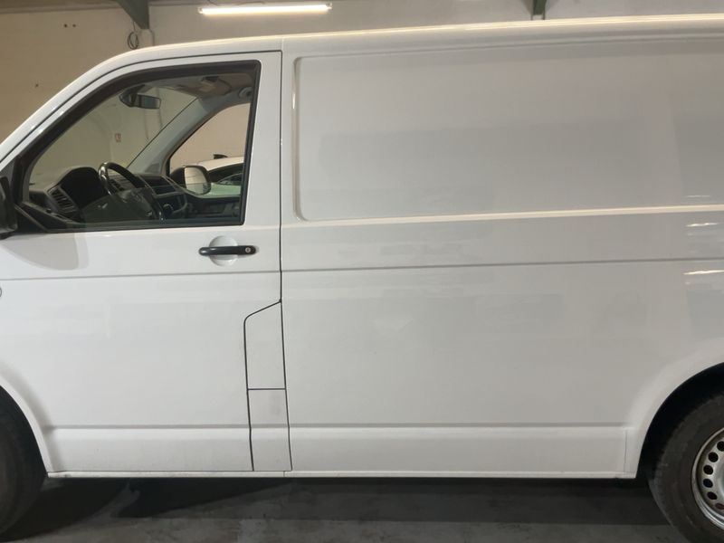 Volkswagen T6 Transporter 2.0 TDI Kasten 2017 – снимка 4