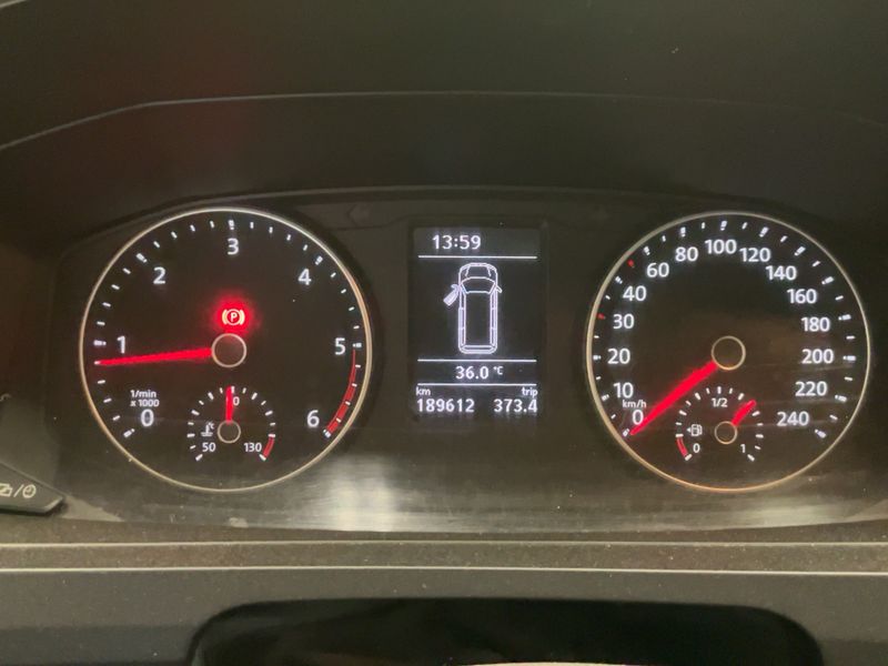 Volkswagen T6 Transporter 2.0 TDI Kasten 2017 – снимка 18