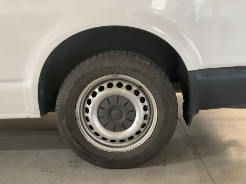 Volkswagen T6 Transporter 2.0 TDI Kasten 2017 – снимка 5