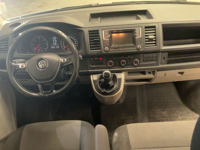 Volkswagen T6 Transporter 2.0 TDI Kasten 2017 – снимка 17