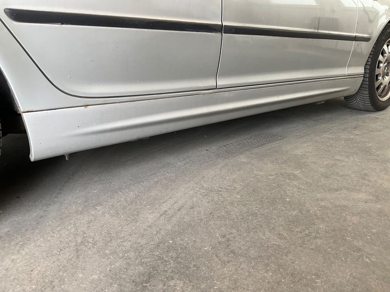 BMW 3er 320d 2005 – снимка на щета